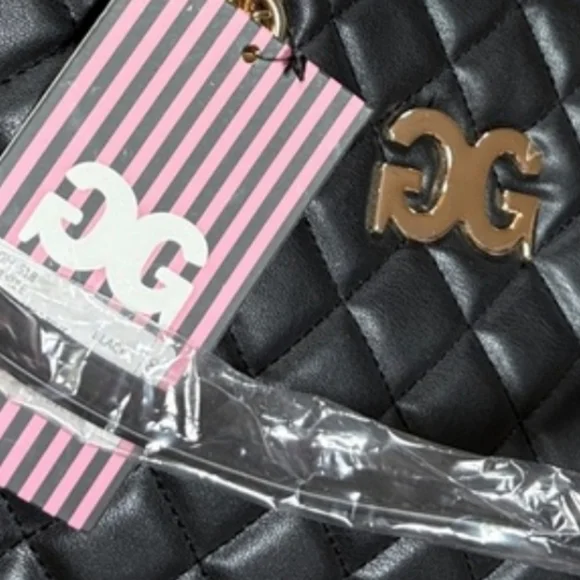 NWT Gilda Paris Black Quilted XLarge Tote Bag with Chain Strap